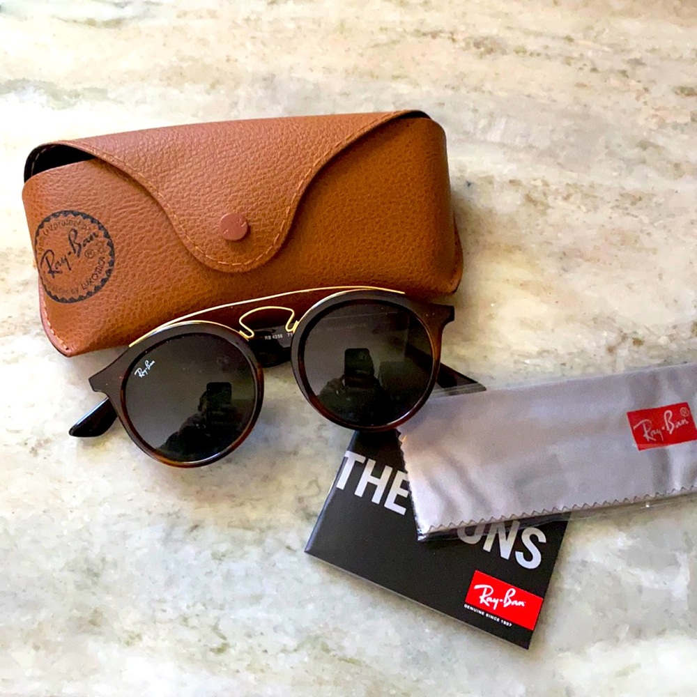 Ray Ban 4256